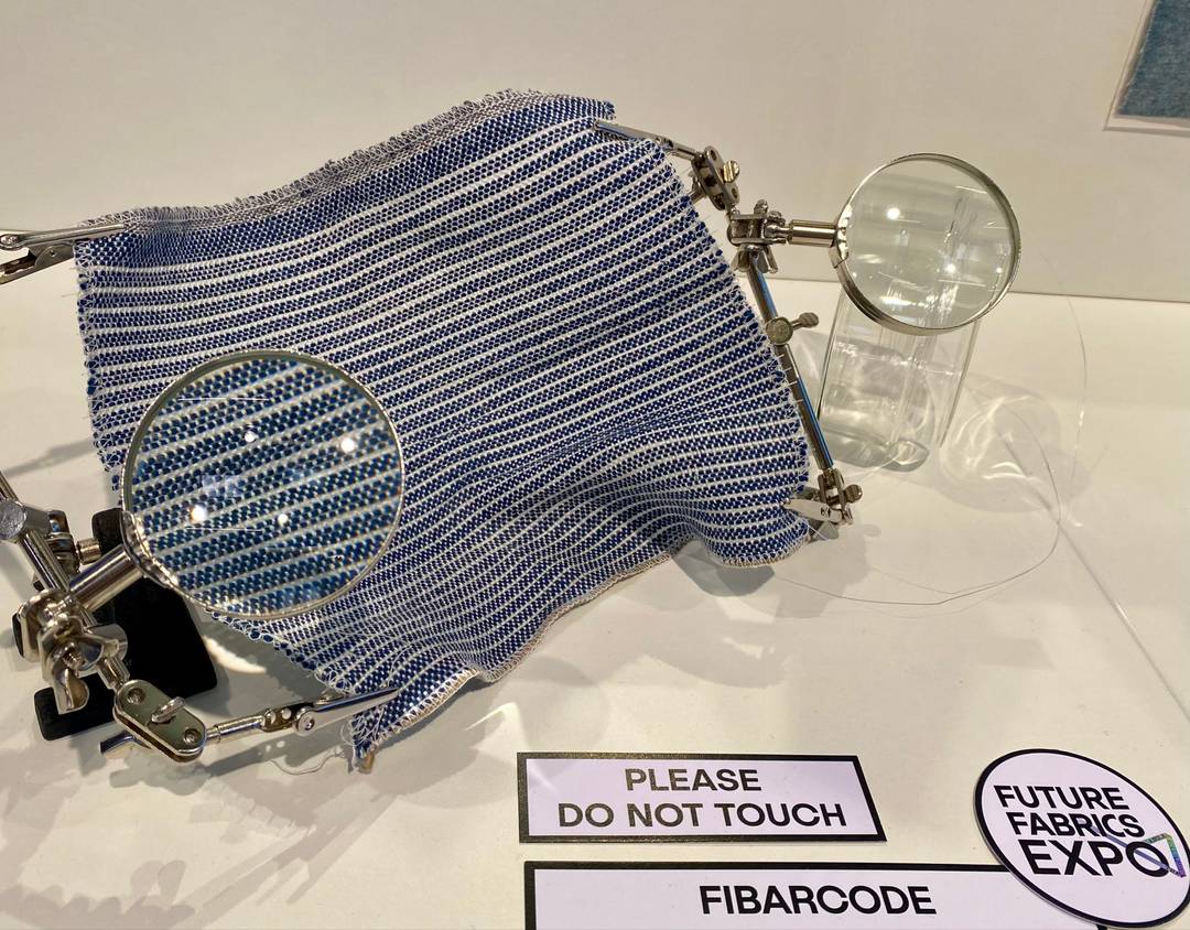 Fibarcode ha desarrollado un método para dotar a los polímeros de información que puede integrarse en los tejidos convencionales.