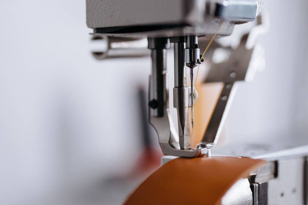 La proposta arriva in una fase di riposizionamento di settori come tra la moda e l’automotive