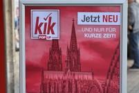 „Mehr als du denkst“ - KiK spielt mit Erwartungen in Kölner Pop-up Container 