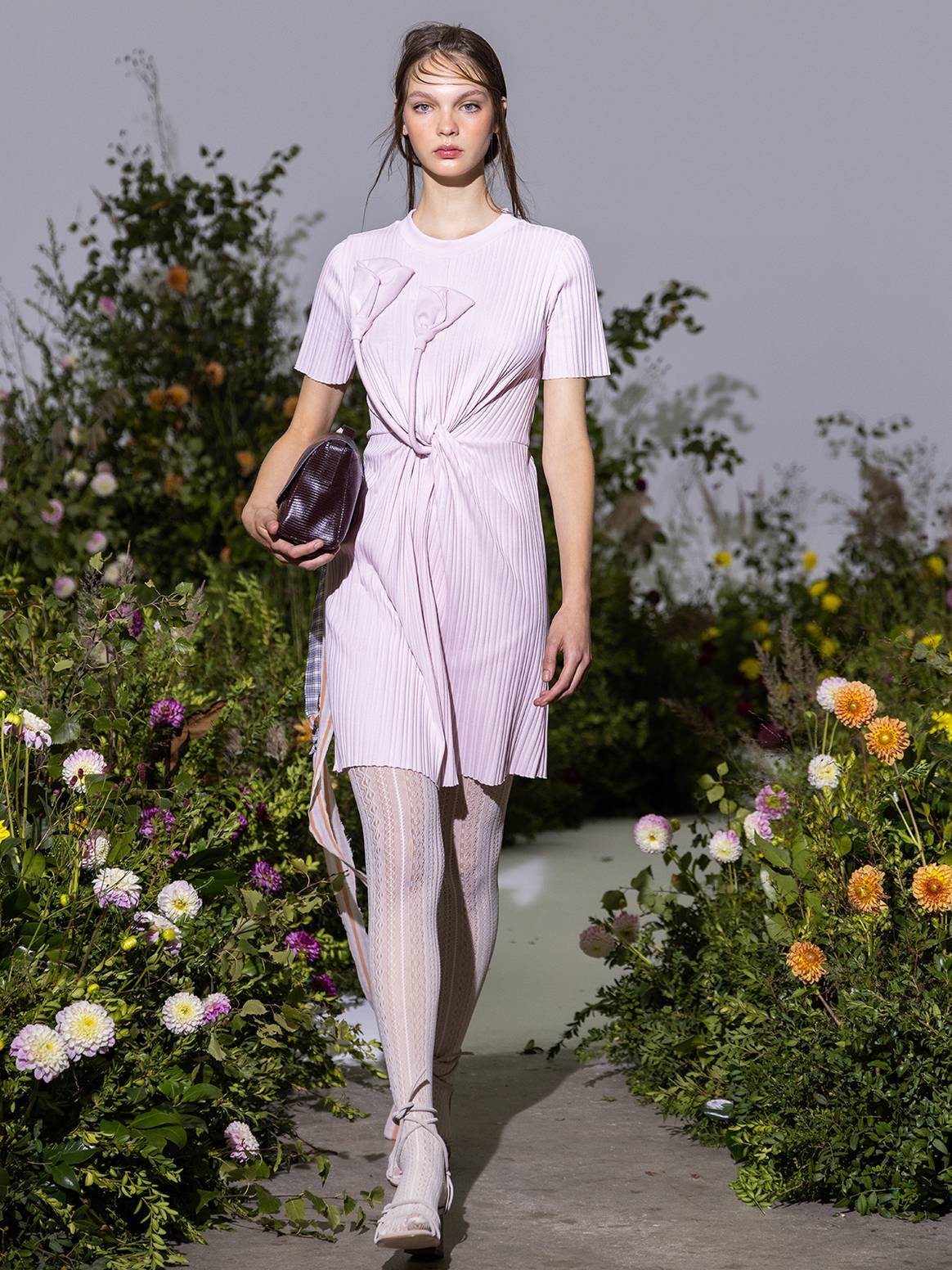 Photo Credits: Moisés Nieto, colección “Siesta” para la temporada Primavera/Verano 2023 SS23.