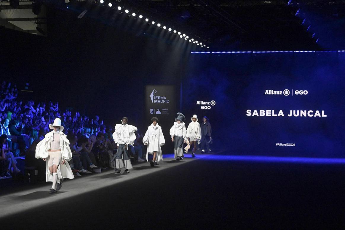 Photo Credits: Desfile de Sabela Juncal durante esta última edición de la pasarela Allianz EGO en MBFWMadrid. Fotografía por cortesía de Ifema Madrid.