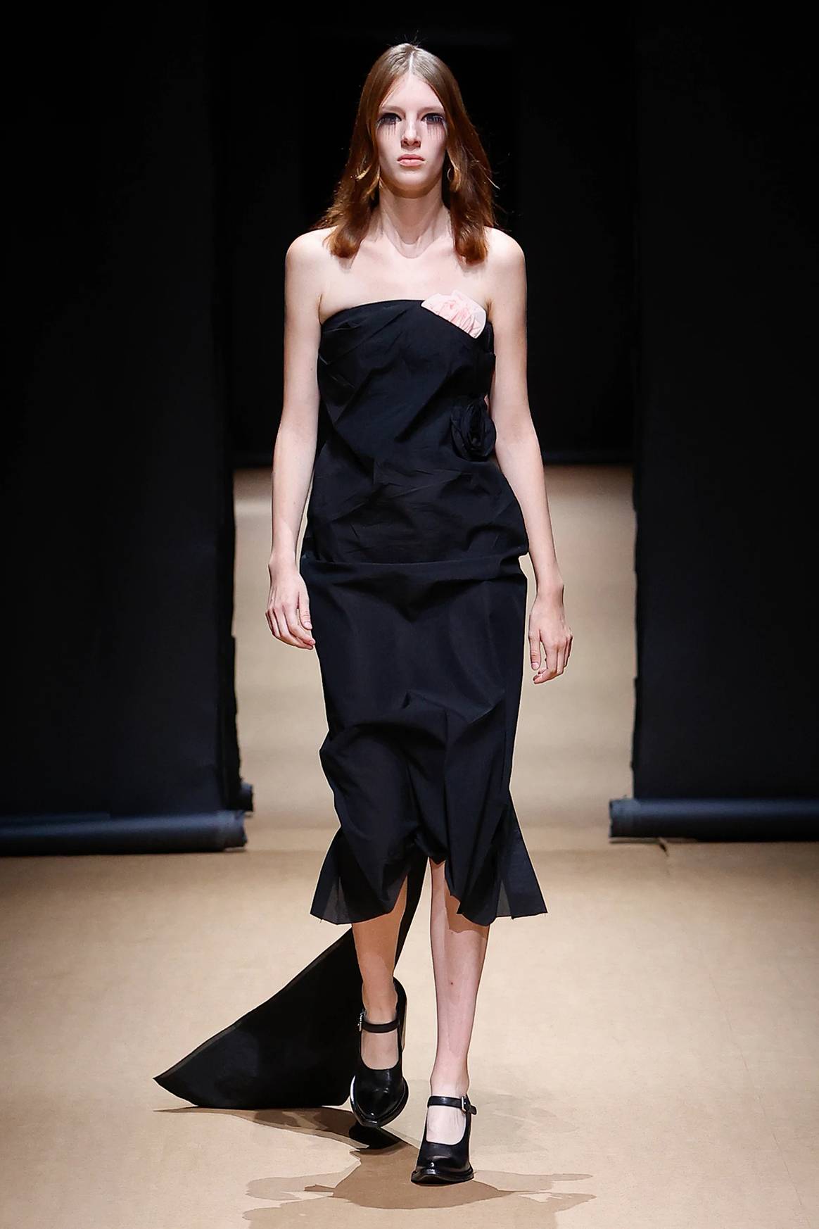 Photo Credits: Prada, colección de mujer “Touch of Crude” para la temporada Primavera/Verano SS23. Prada, fotografía de cortesía.