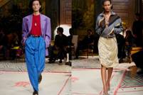 プラダ傘下でヴェルサーチェ刷新へ、ダリオ・ヴィターレが退任