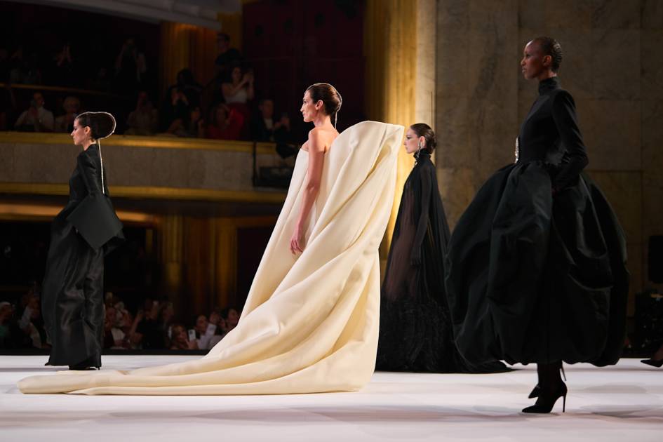 Stéphane Rolland at Barcelona Bridal Fashion Week