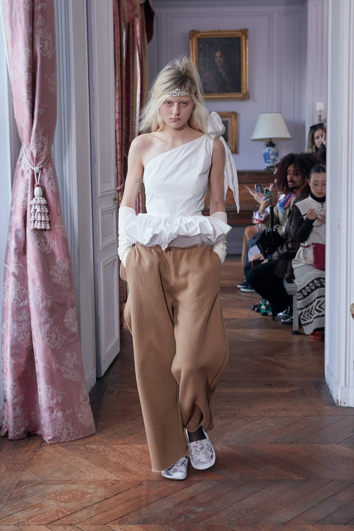 Credits: Leitner PO F26 002 ©Launchmetrics/spotlight