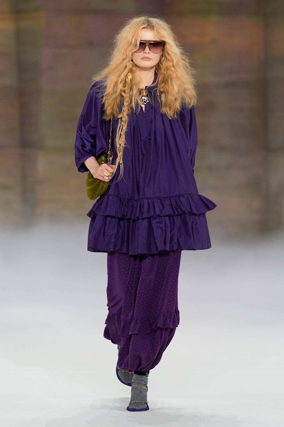 PFW FW26 color trends: Saturated shades of wine, purple, cobalt blue ...