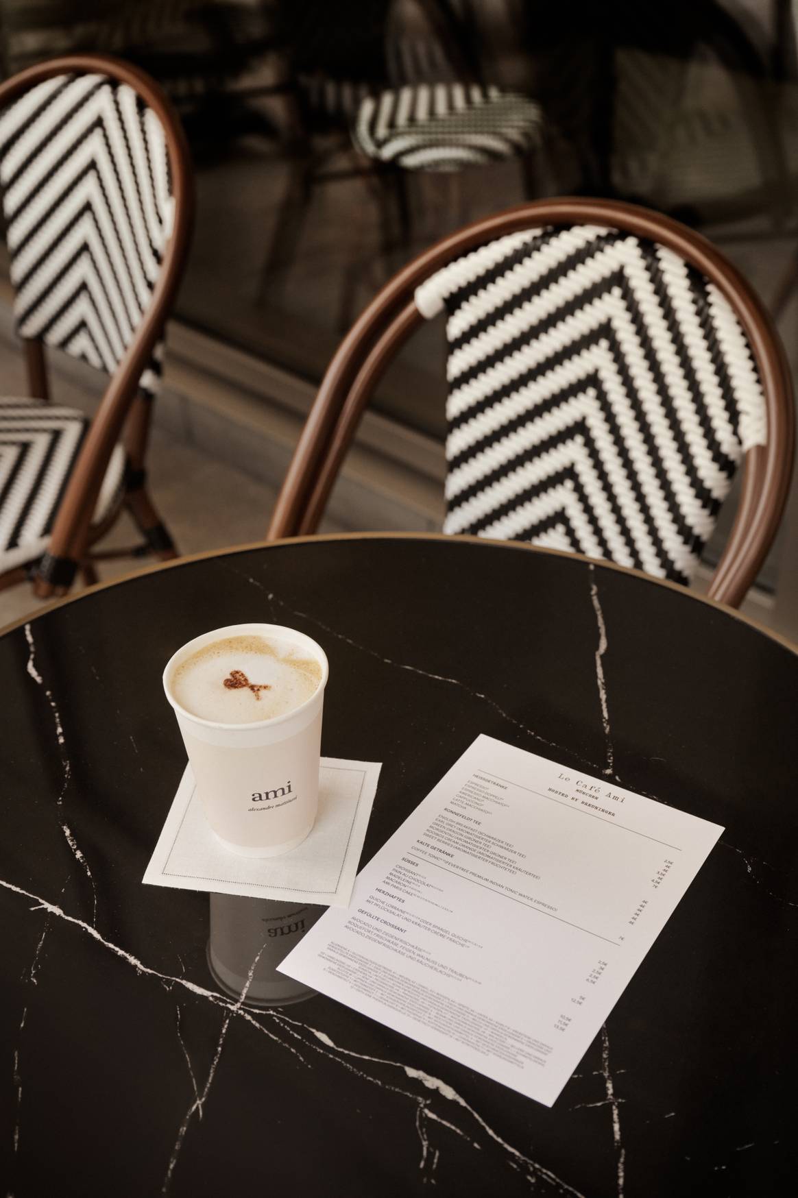 Le Cafe Ami