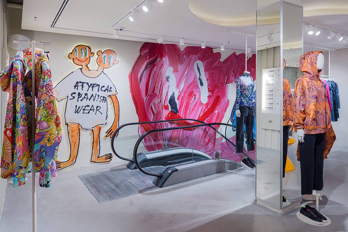 Photo Credits: Desigual, reinauguración de su flagship store de Preciados 25, Madrid. Fotografía de cortesía.