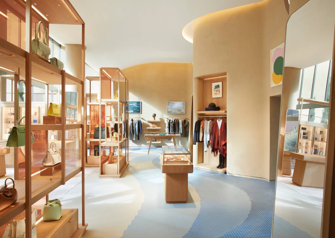 Imagen: Nueva boutique de Hermès en el número 81 de Paseo de Gracia, Barcelona. Pablo Zamora, por cortesía de Hermès.