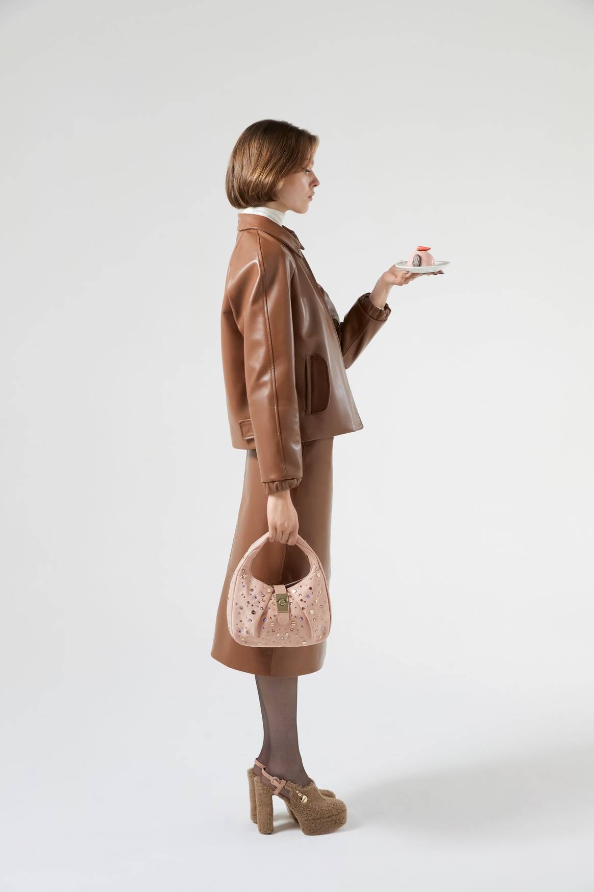 FW23