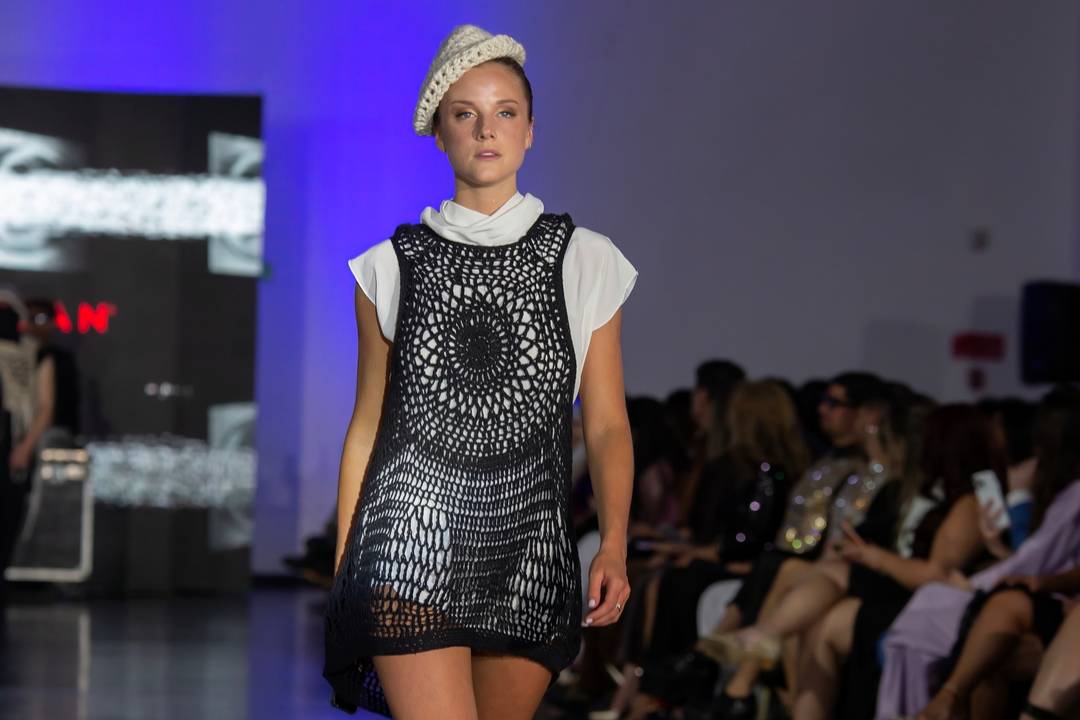 Pasarela Human Autor.