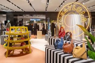 Bimba y Lola lands in China with a Shanghai store