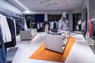 Calvin Klein opens multi-brand stores in Shanghai & Düsseldorf