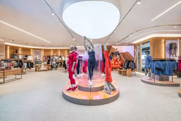 Lululemon opens largest EMEA store in London