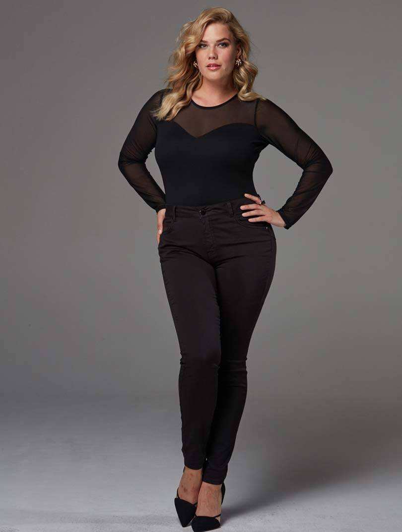 Magic Simplicity, los vaqueros para mujeres de talla grande