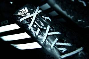 Adidas opent geautomatiseerde schoenenfabriek in 2016