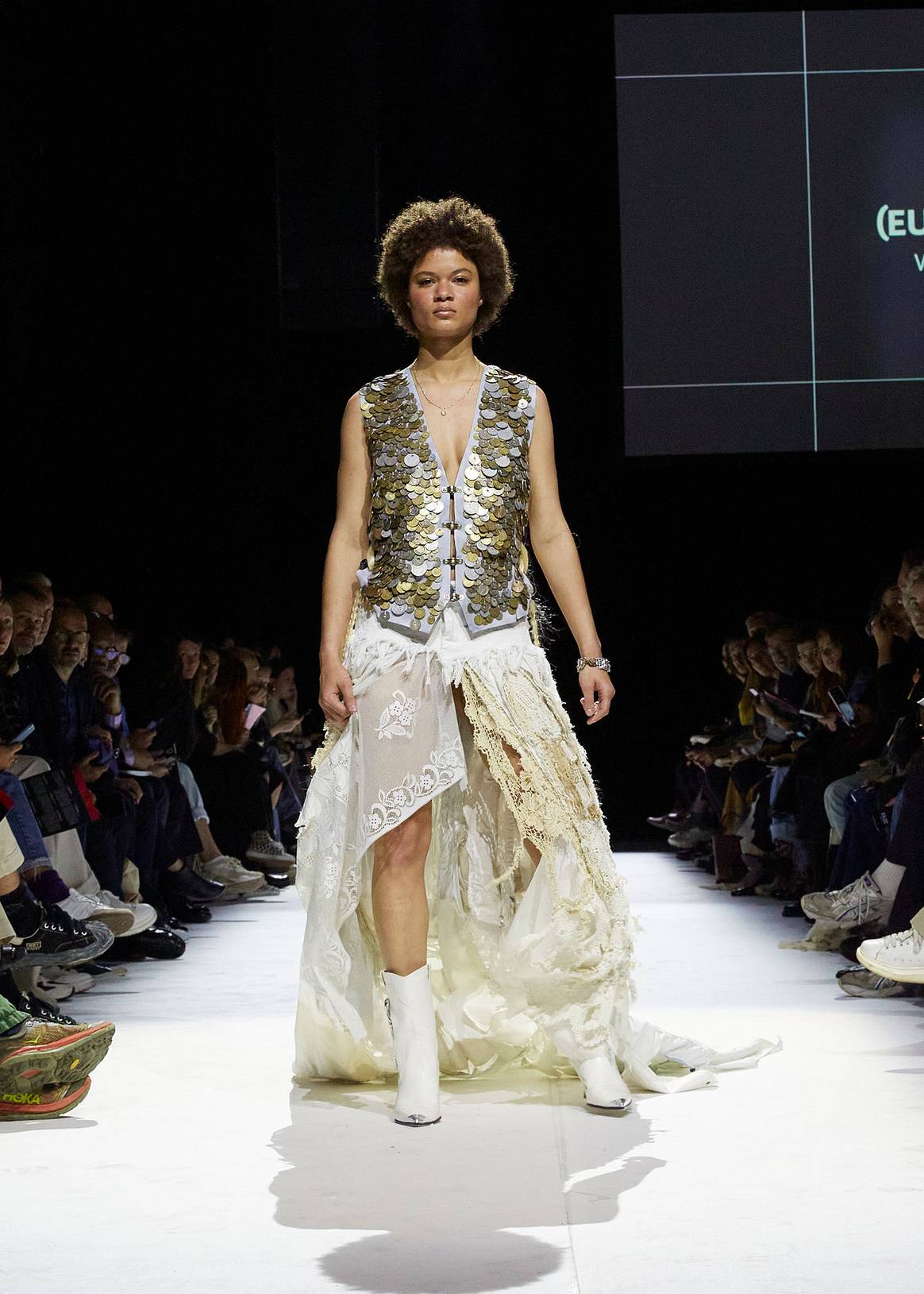 A look by Eugène Larée, LISAA Mode final fashion show 2024.