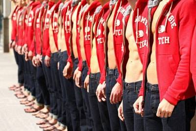 Il y a le feu chez Abercrombie & Fitch