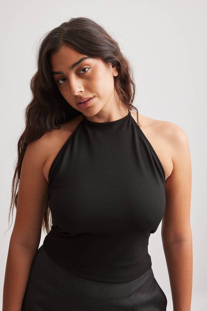 Top met strik en detail op de rug | NA-KD