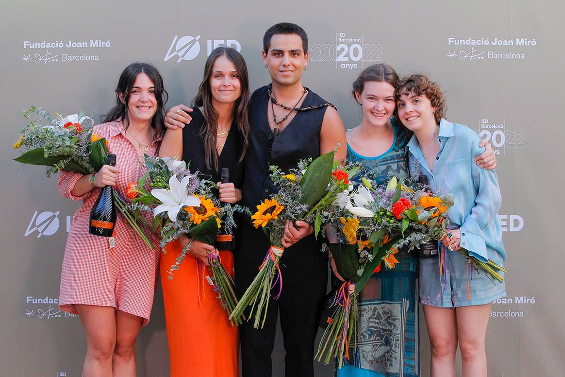 Photo Credits: Ganadores de los premios de final de grado del IED Barcelona de 2022.