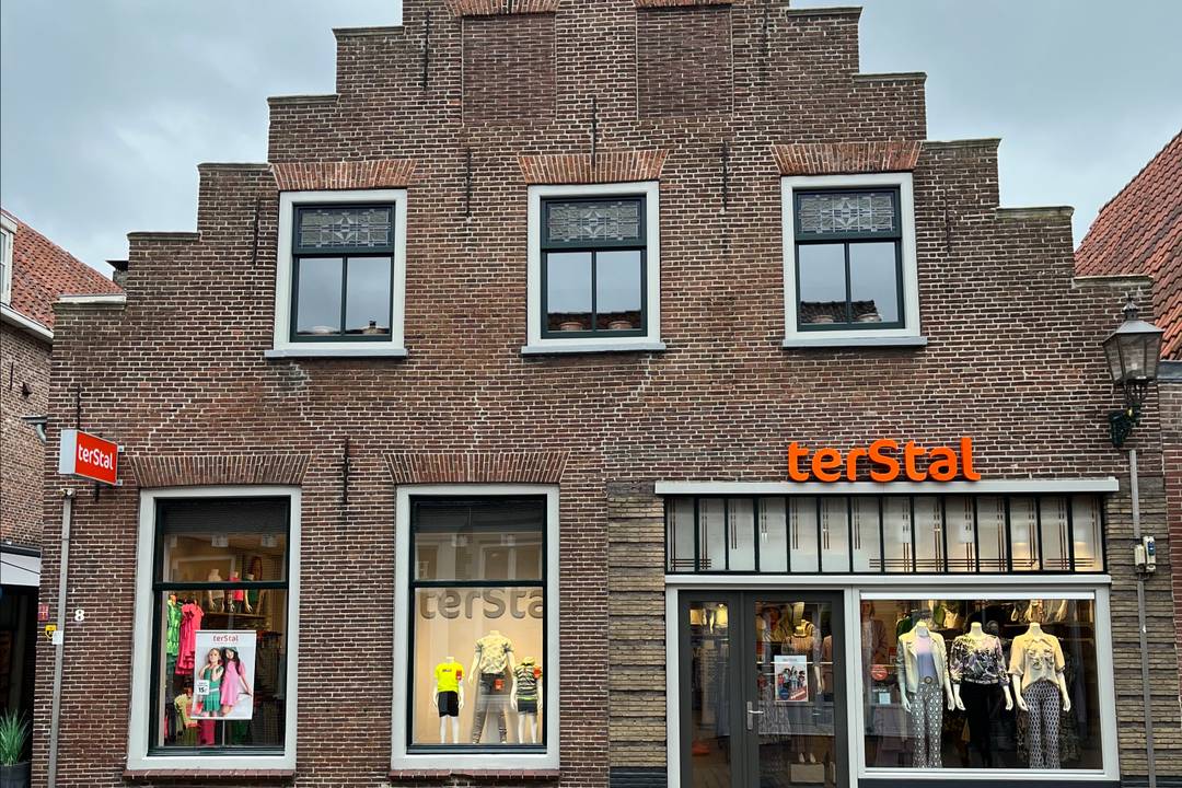TerSTal heeft zijn omzetgroei mede te danken aan nieuwe stenen winkels