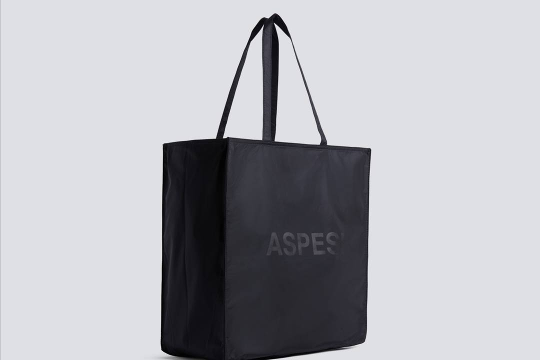 Una borsa Aspesi della spring summer 2026