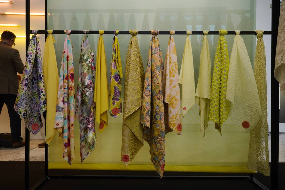 The colour yellow/citrus in fabrics.
