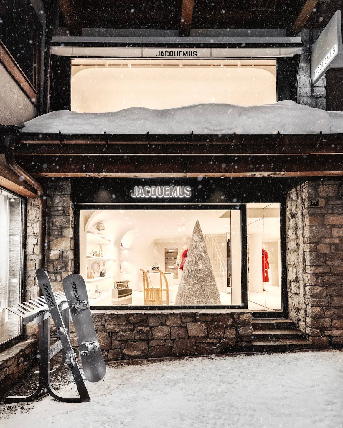 Die temporäre Boutique von Jacquemus in Courchevel.