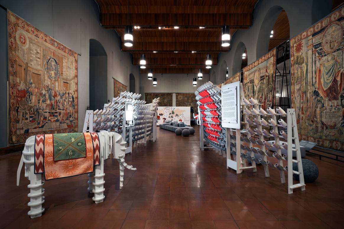 Textilausstellung "The Elephant in the Room" auf der Milan Design Week. Bild: Andrea Martiradonna Photography