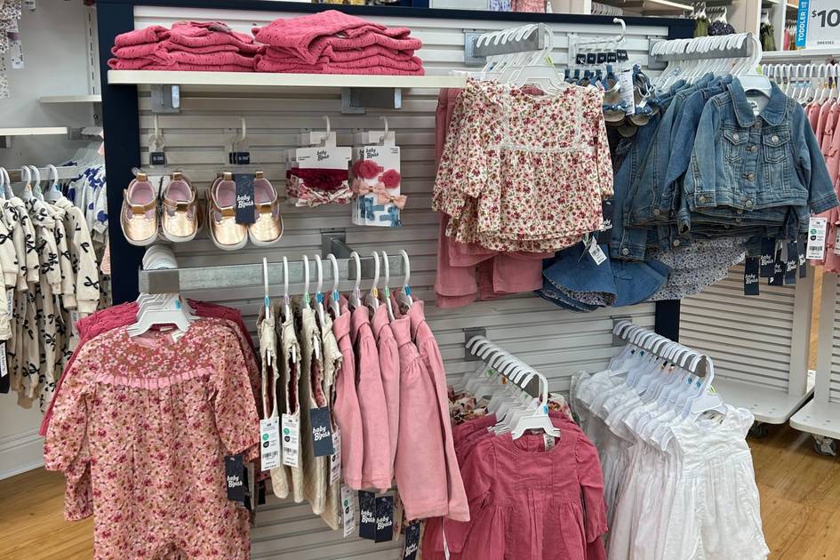 Children's wear retailer Carter's issues cautious 2025 outlook