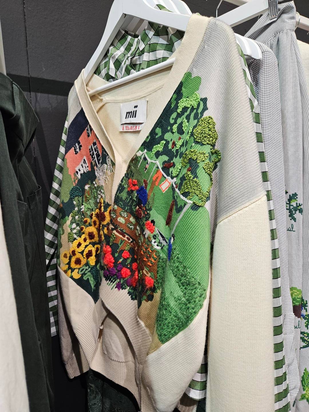 Un capo della collezione Mii