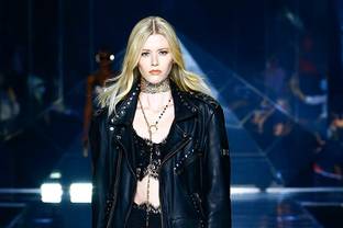 Video: Dolce & Gabbana womenswear SS22 collection