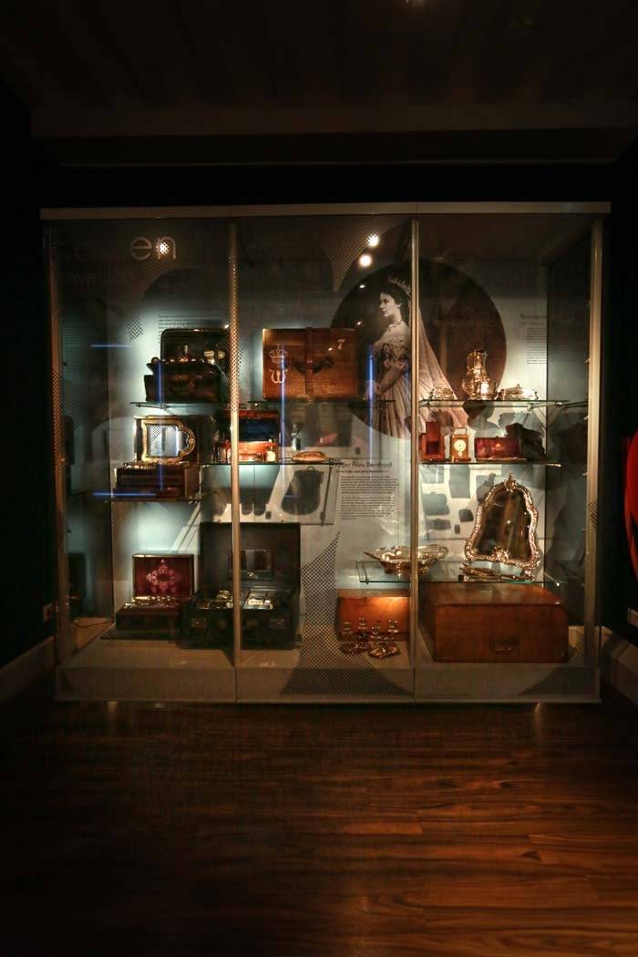 Kijken: tentoonstelling Royal Bags in Tassenmuseum Hendrikje