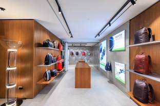 Piquadro tiene a battesimo un flagship store in corso Matteotti, a Milano