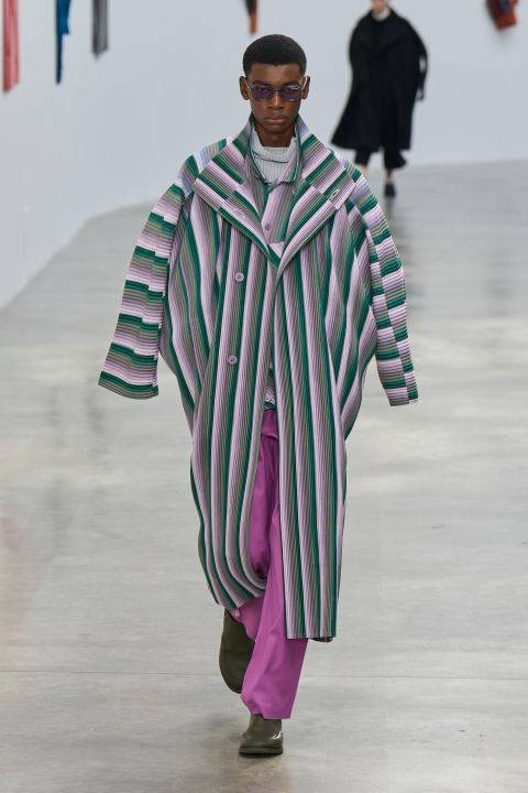 Homme Plissé Issey Miyake FW24 - Paris Fashion Week