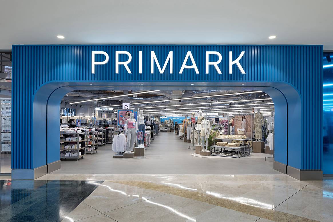 Tienda de Primark en el centro comercial As Termas de Lugo (España).