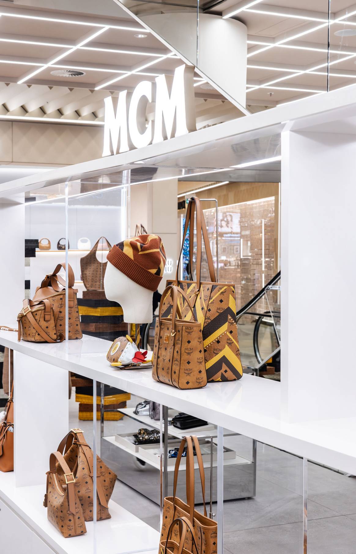 MCM Fläche im KaDeWe Berlin, September 2025