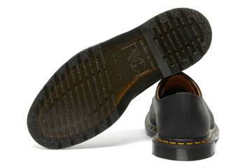 Omzetplus van 11 procent voor Dr. Martens Plc