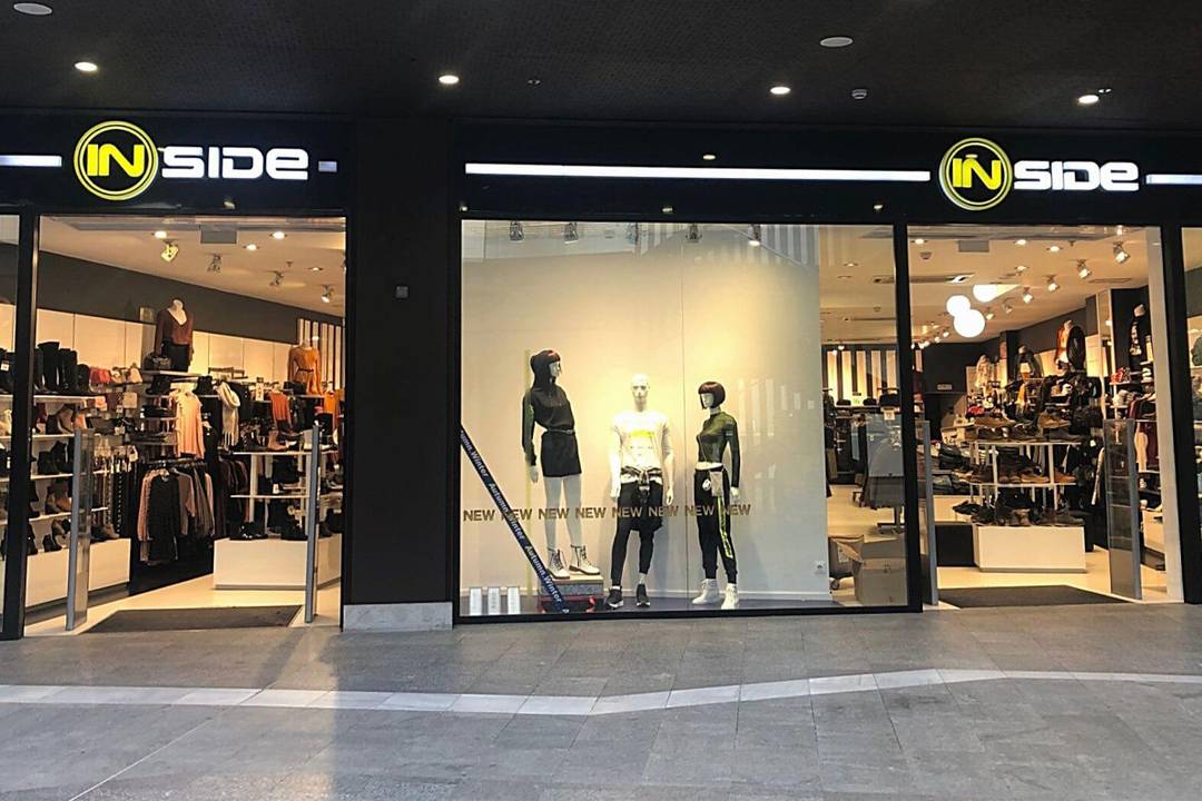 Tienda de Inside en el centro comercial Holea Huelva de Huelva (España).