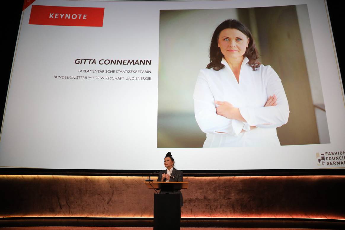 Gitta Connemann bei FCG-Jahresmitgliederversammlung