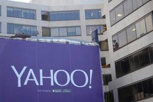 Yahoo set to drop spinoff of Alibaba stake 