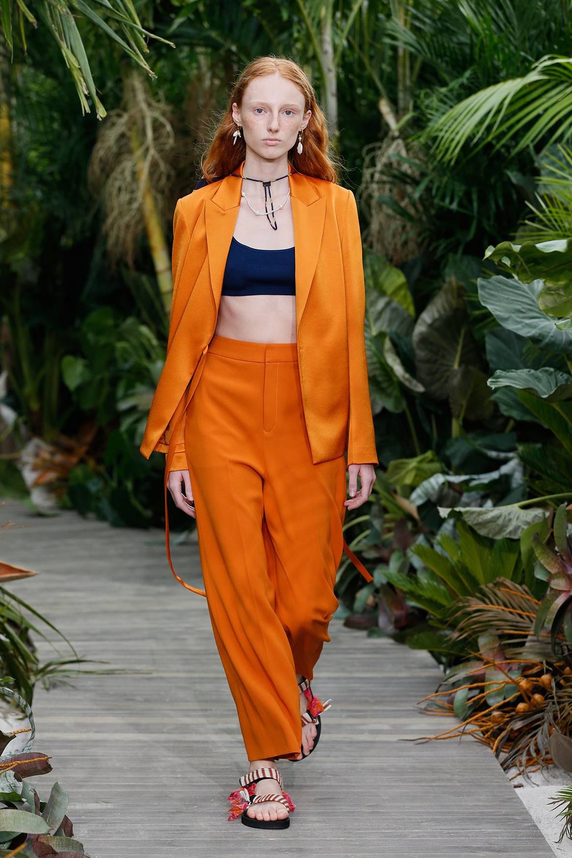 Gespot op de catwalk: Pantone’s modekleuren lente/zomer 2021