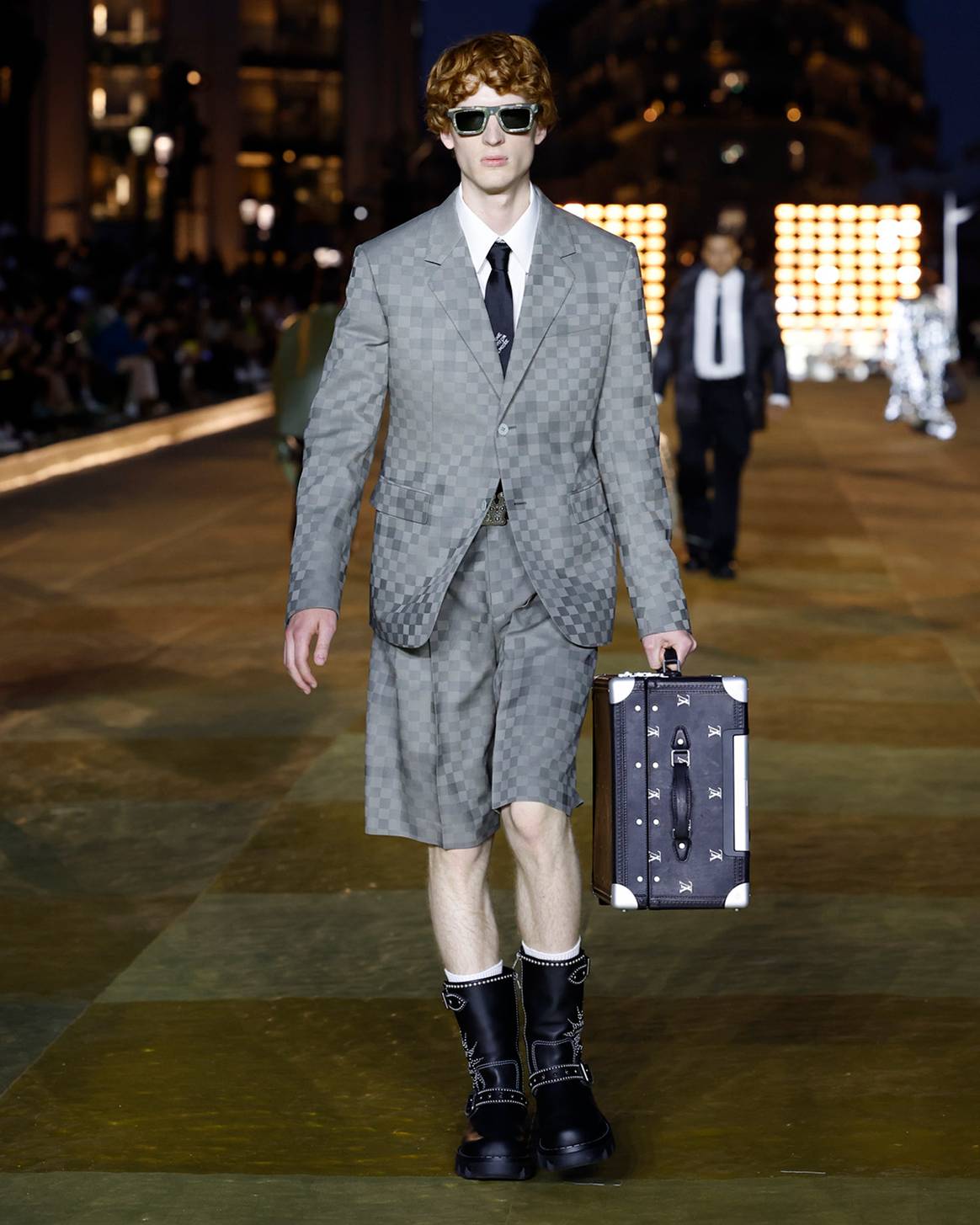 Het debuut van Pharrell Williams voor Louis Vuitton. Beelden via Louis Vuitton
