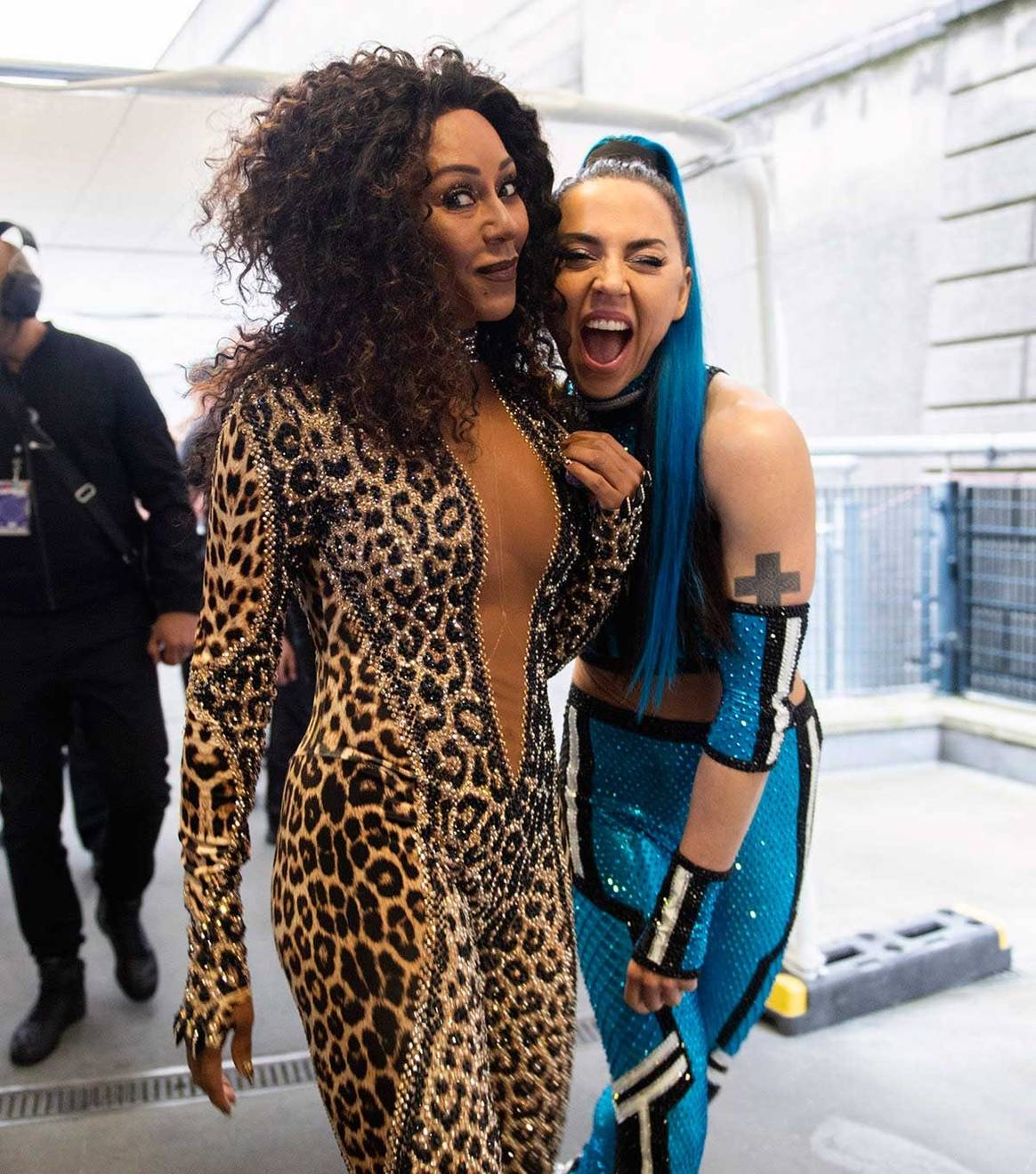 Las Spice Girls regresan vestidas de Swarovski