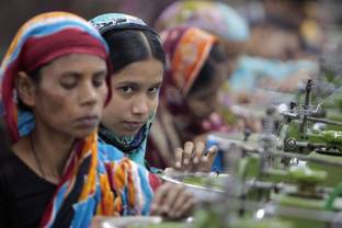 Merkel will Millionen für Bangladesch-Opferfonds einwerben