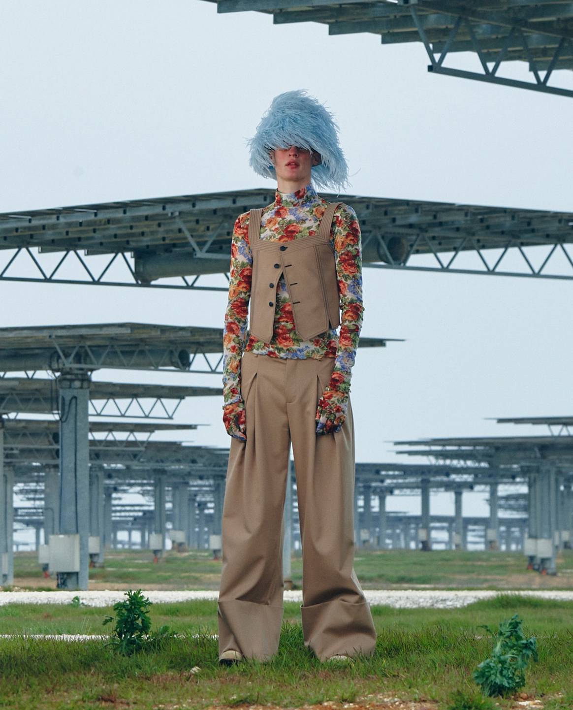 Palomo Spain irrumpe en París Fashion Week con una colección “hippie” repleta de “positividad y luminosidad”