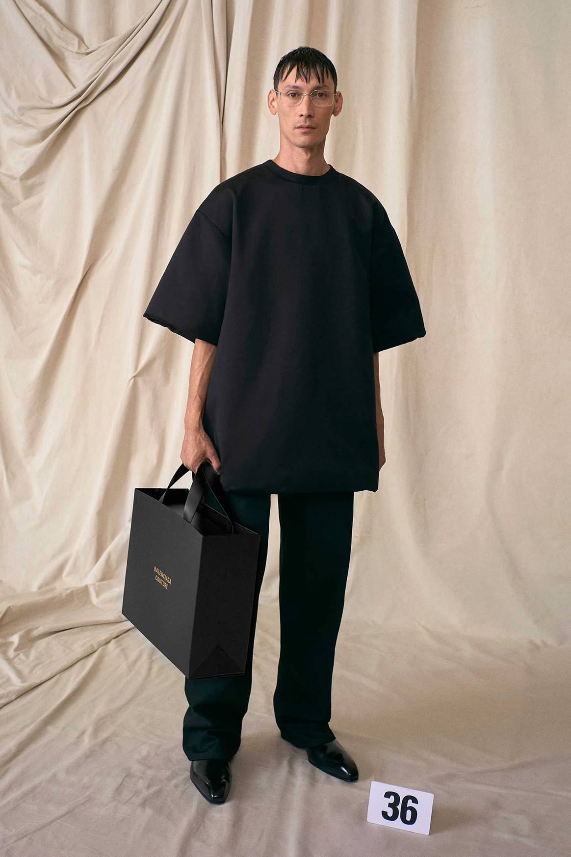 Photo Credits: Balenciaga, colección Alta Costura Otoño/Invierno 2021/2022.