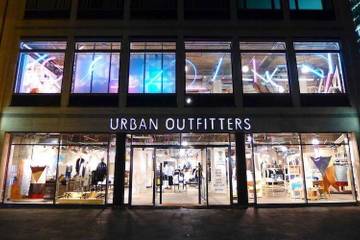 Urban Outfitters: Quartalszahlen enttäuschen den Chef und begeistern die Anleger