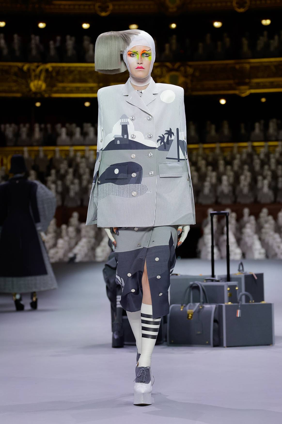 Créditos: Thom Browne, primera colección de Alta Costura, para la temporada Otoño/Invierno FW23. Fotografía de cortesía.