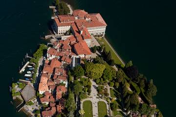 Louis Vuitton to show cruise collection in Isola Bella